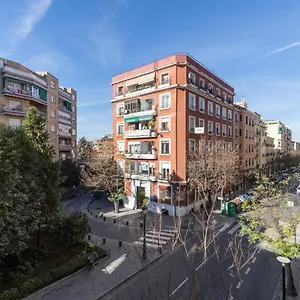 precioso-y-cntrico-apartamento-gran-capitn-5.es-andalucia.com/
